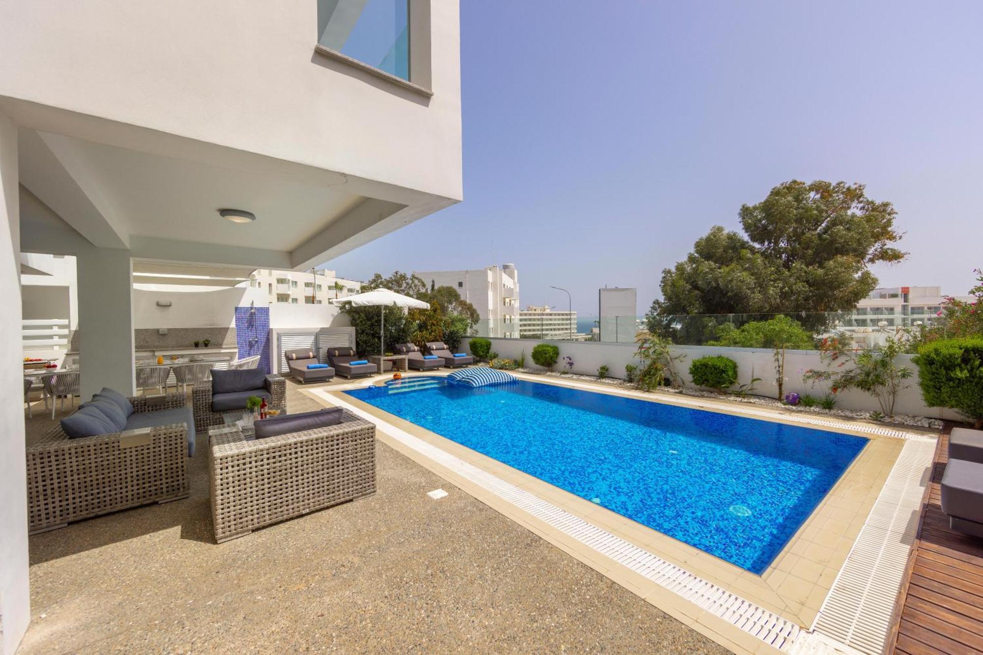 Fig Tree Bay Residences 4 プロタラス エクステリア 写真