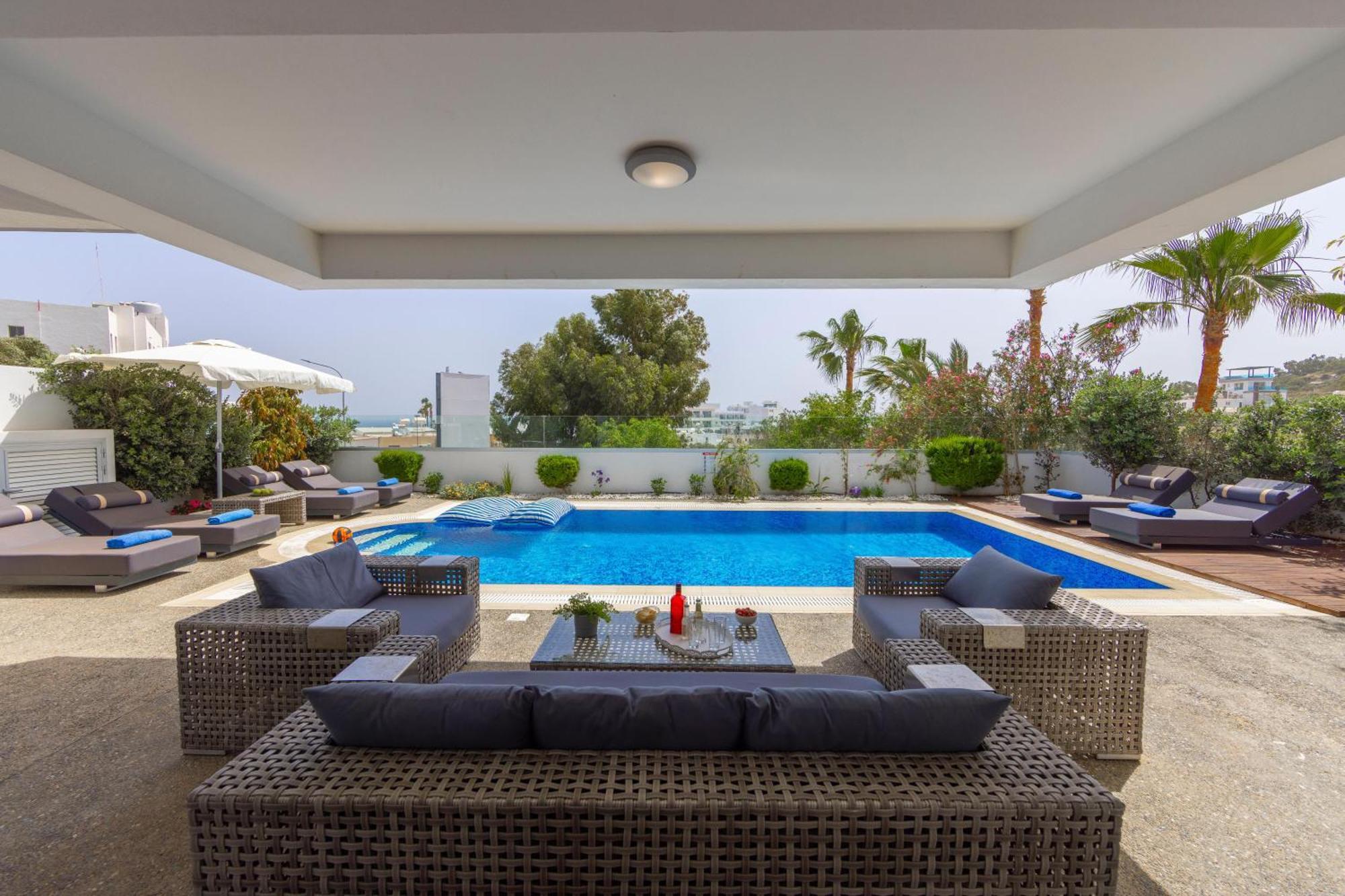 Fig Tree Bay Residences 4 プロタラス エクステリア 写真