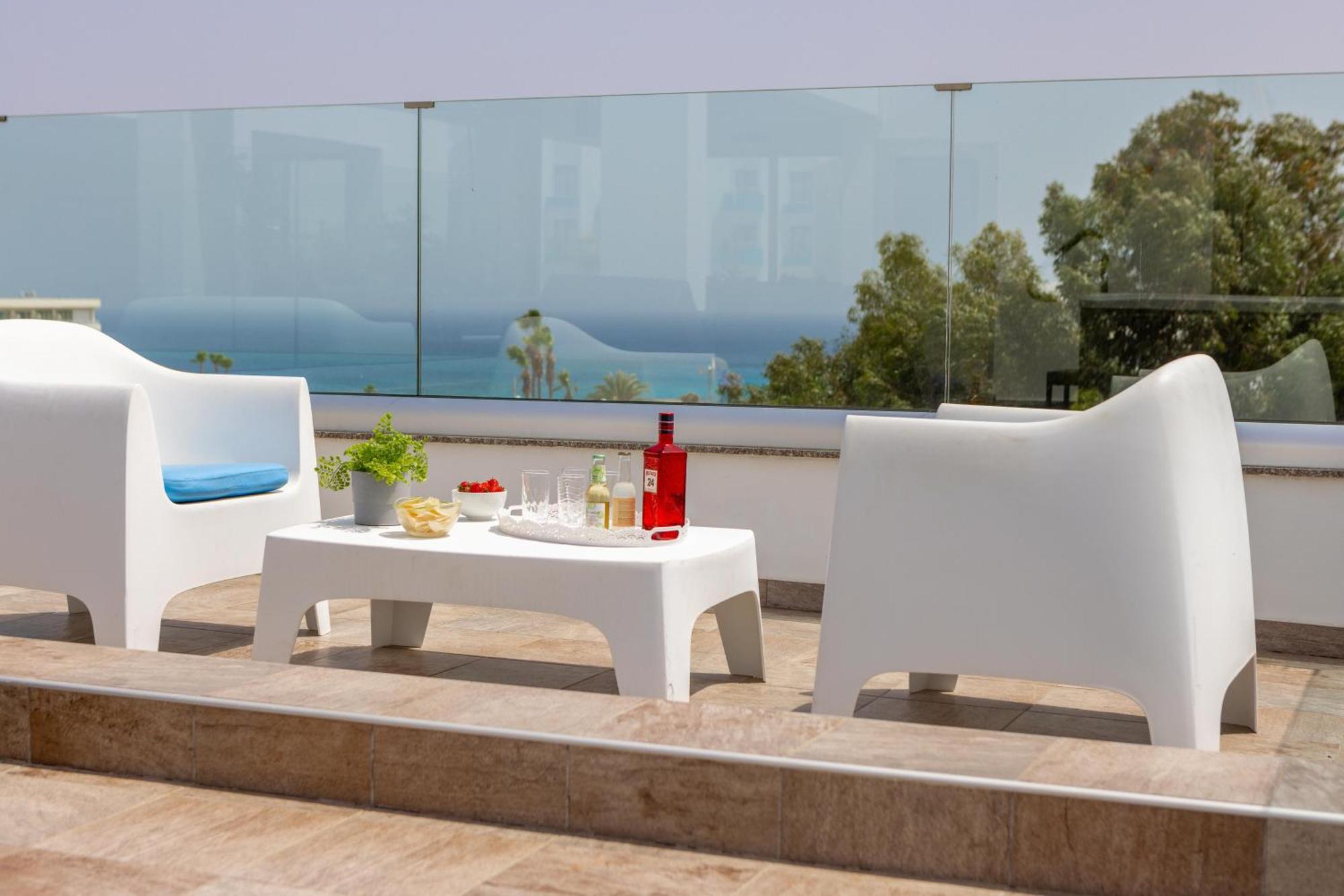 Fig Tree Bay Residences 4 プロタラス エクステリア 写真