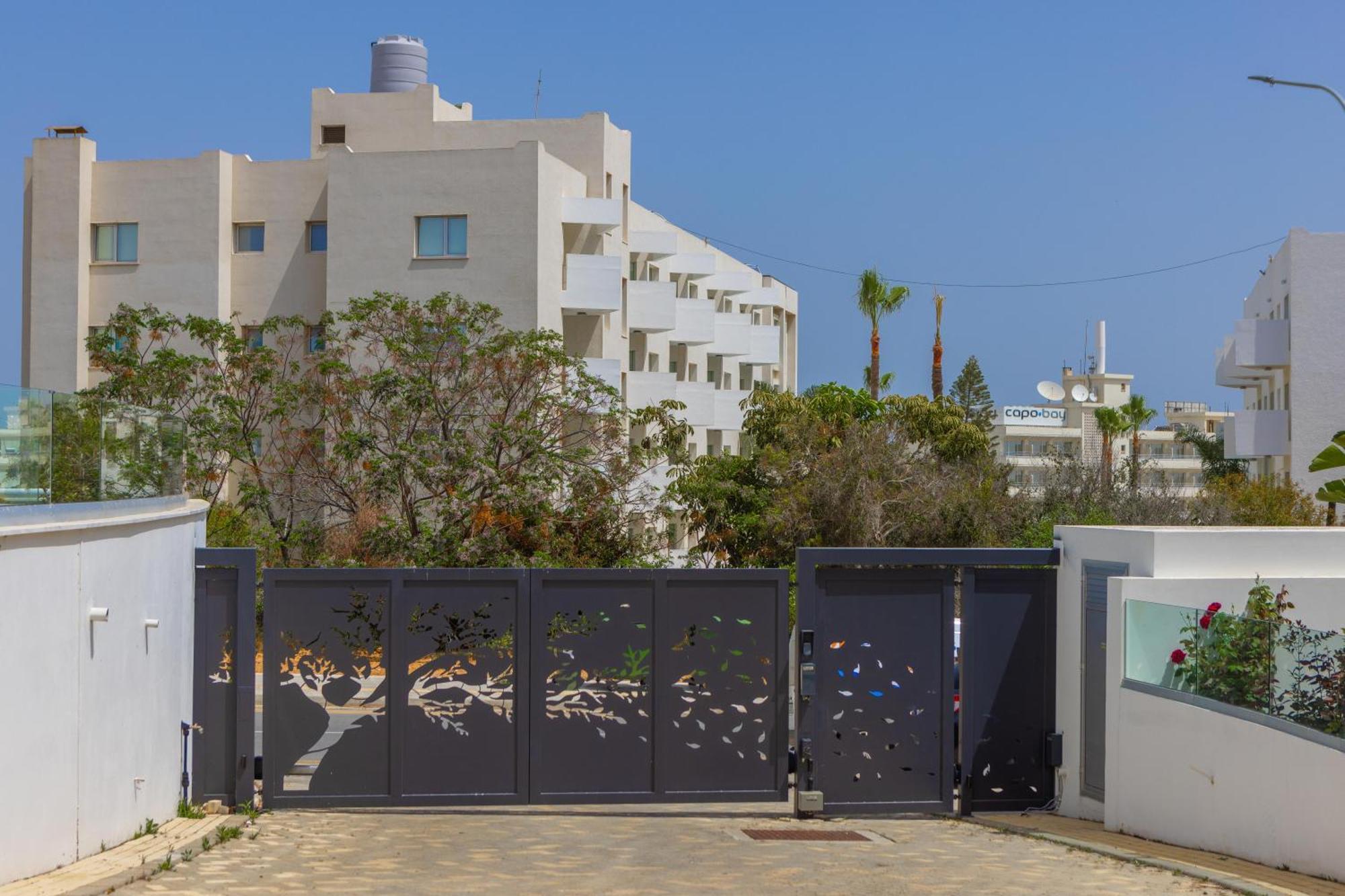 Fig Tree Bay Residences 4 プロタラス エクステリア 写真