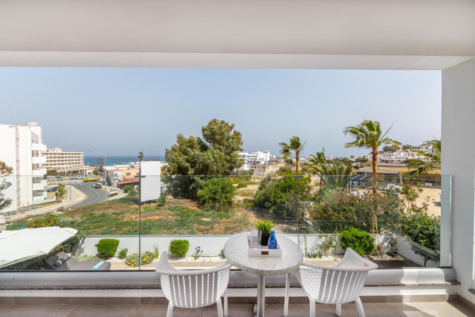 Fig Tree Bay Residences 4 プロタラス エクステリア 写真