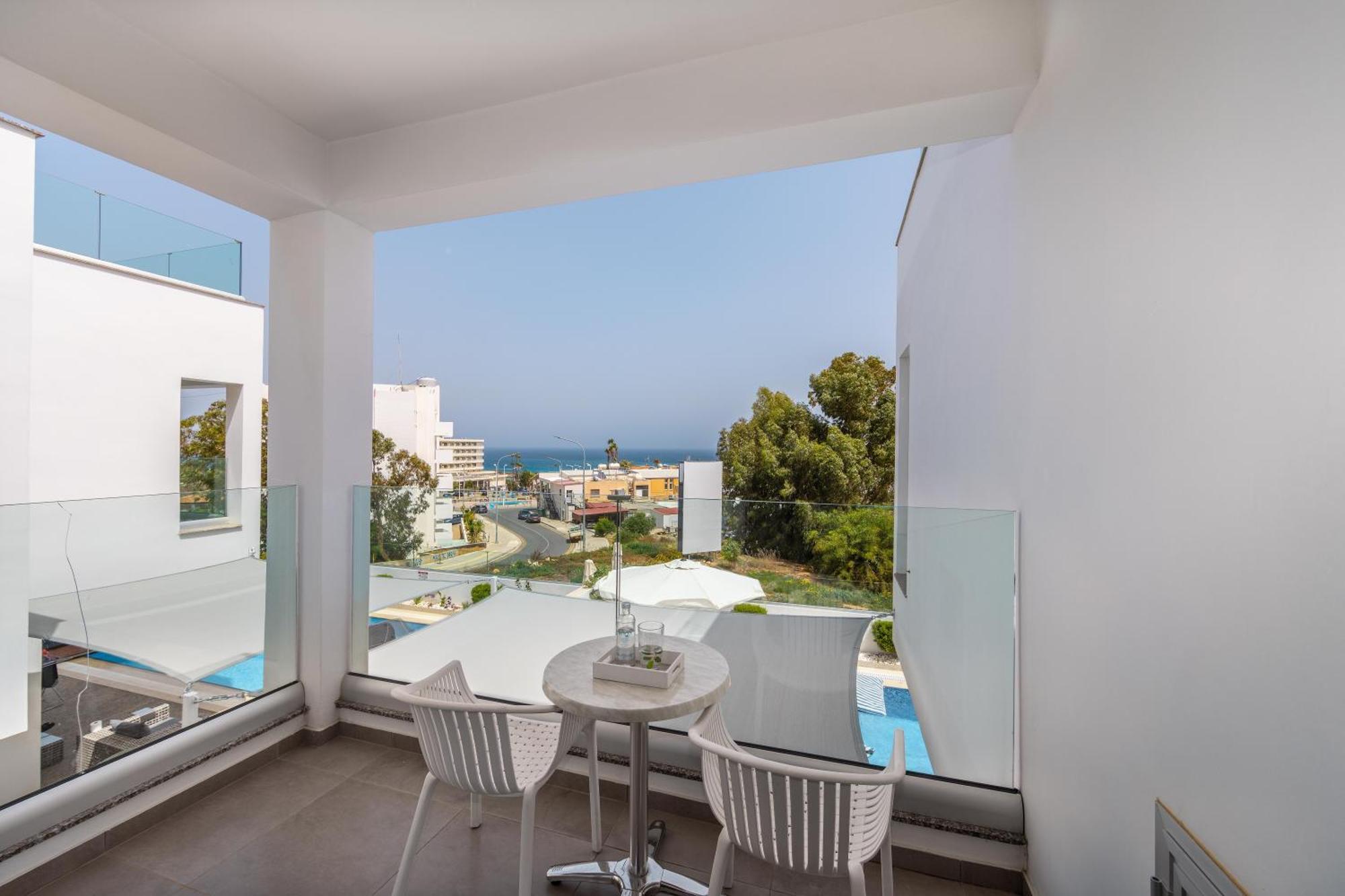 Fig Tree Bay Residences 4 プロタラス エクステリア 写真