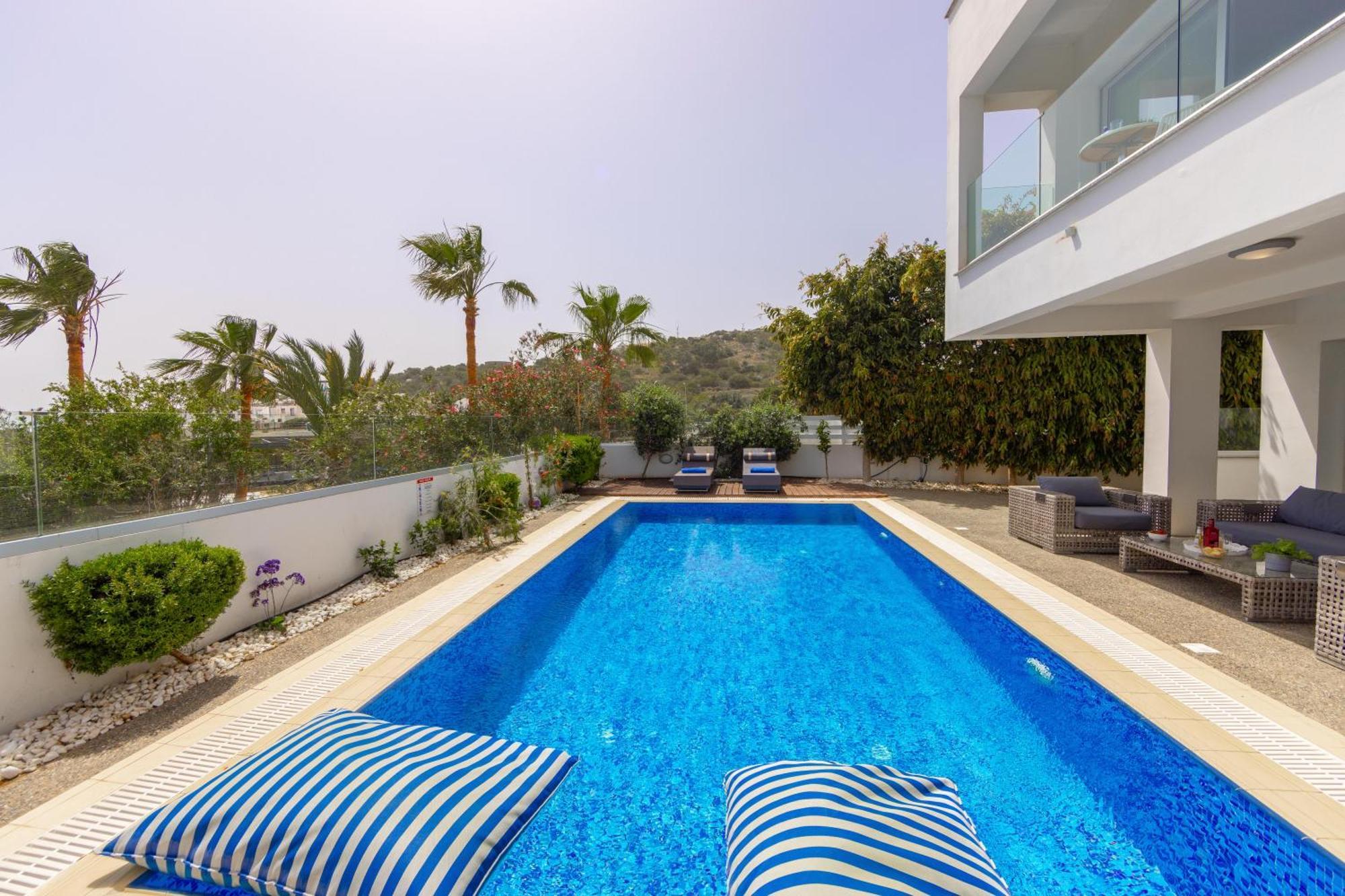 Fig Tree Bay Residences 4 プロタラス エクステリア 写真